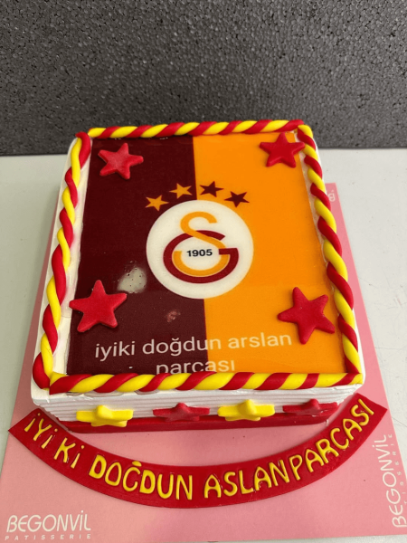 Galatasaray Konseptli Doğum Günü Pastası