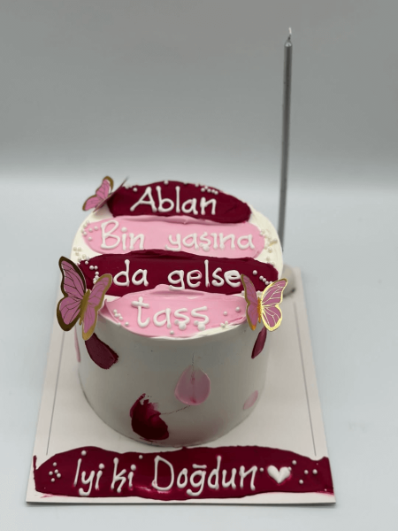 Kız Kardeş İçin Doğum Günü Pastası