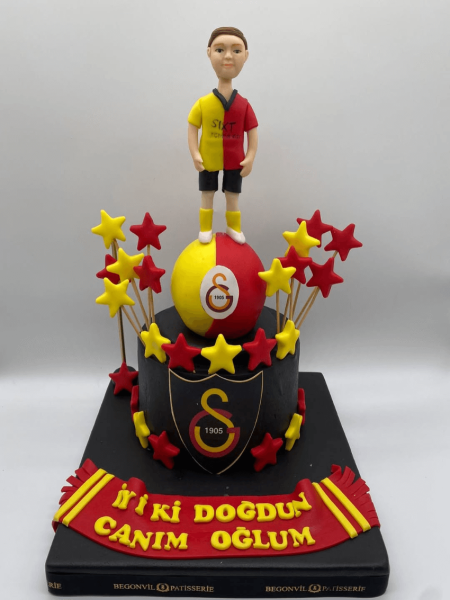 Galatasaray Figürlü Doğum Günü Pastası