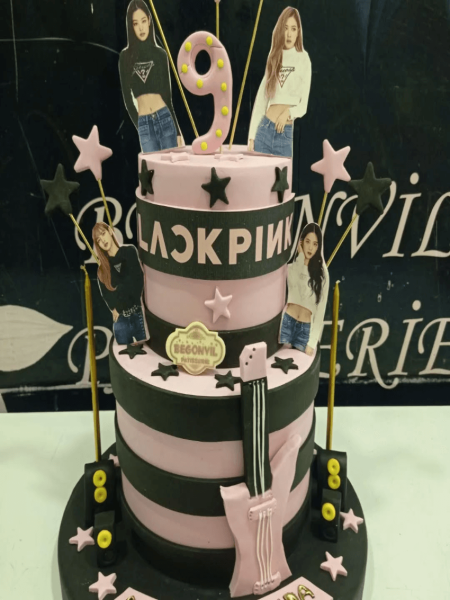 Blackpinkli Doğum Günü Pastası