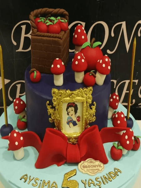 Pamuk Prenses Konseptli Doğum Günü Pastası