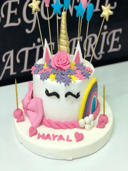 Tek Boynuzlu Unicorn Kutlama Pastası