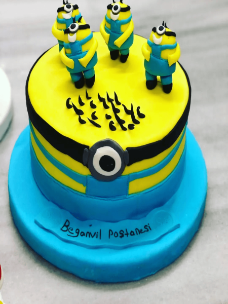 Minion Temalı Kutlama Pastası