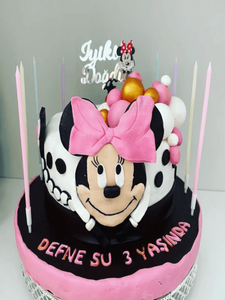 Çizgi Film Karakterli Kız Çocuk Pastası