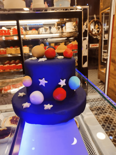 Gece Temalı Kutlama Pastası