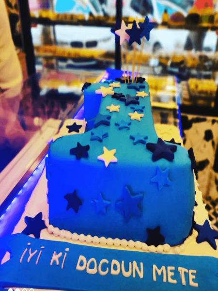 Yıldızlı 1 Yaş Kutlama Pastası