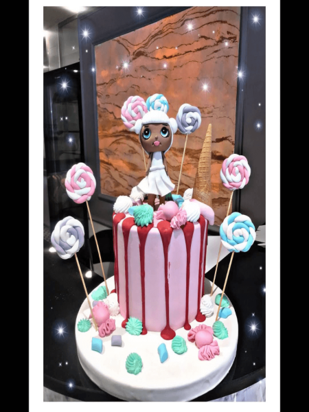 Şeker ve Küçük Kız Figürlü Pasta