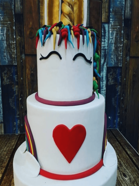 Kalpli Kutlama Pastası